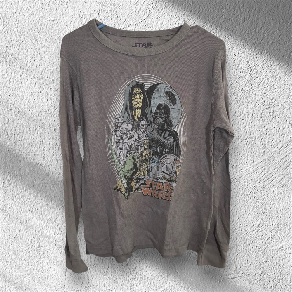 Star Wars Gray Textured Shirt junior’s large